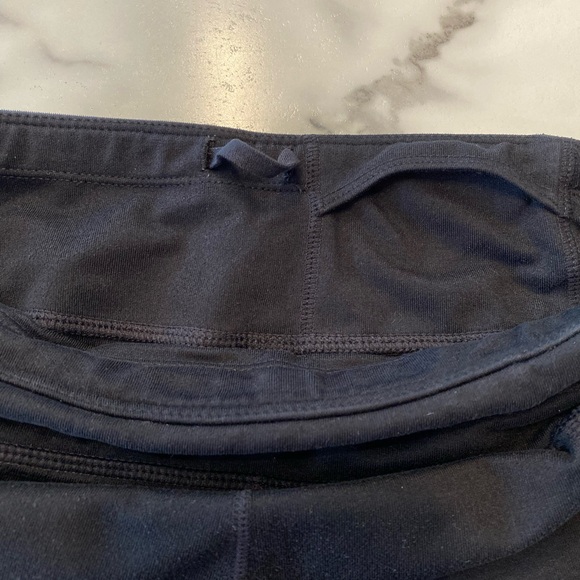 Athleta be free, knicker, crop leggings, Capri style leggings workout pants - Picture 12 of 16